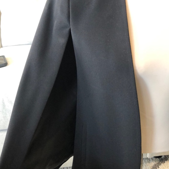 Zara Sleeveless Blazer - Picture 3 of 3